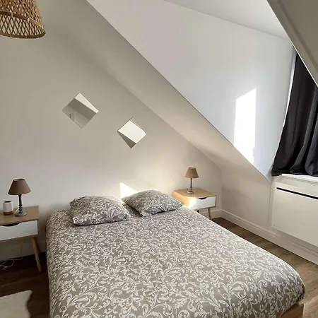 Charme : Grand A - Fr-1-870-32 *